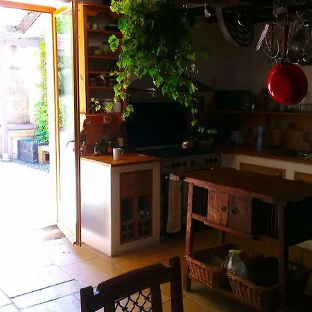 Au Garcin Bed and Breakfast La Romieu