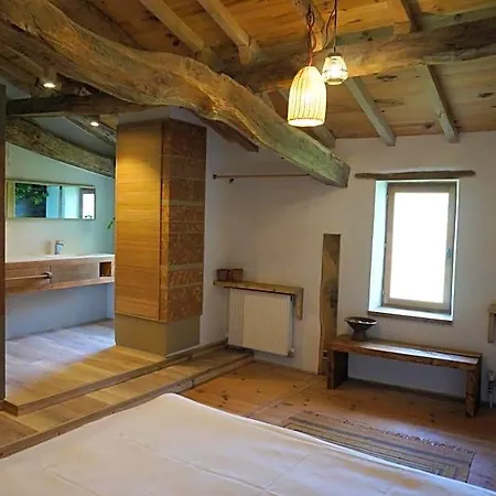 Au Garcin Bed & Breakfast 3*